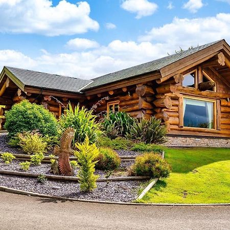 The Log Cabins At The Vu Батґейт Екстер'єр фото