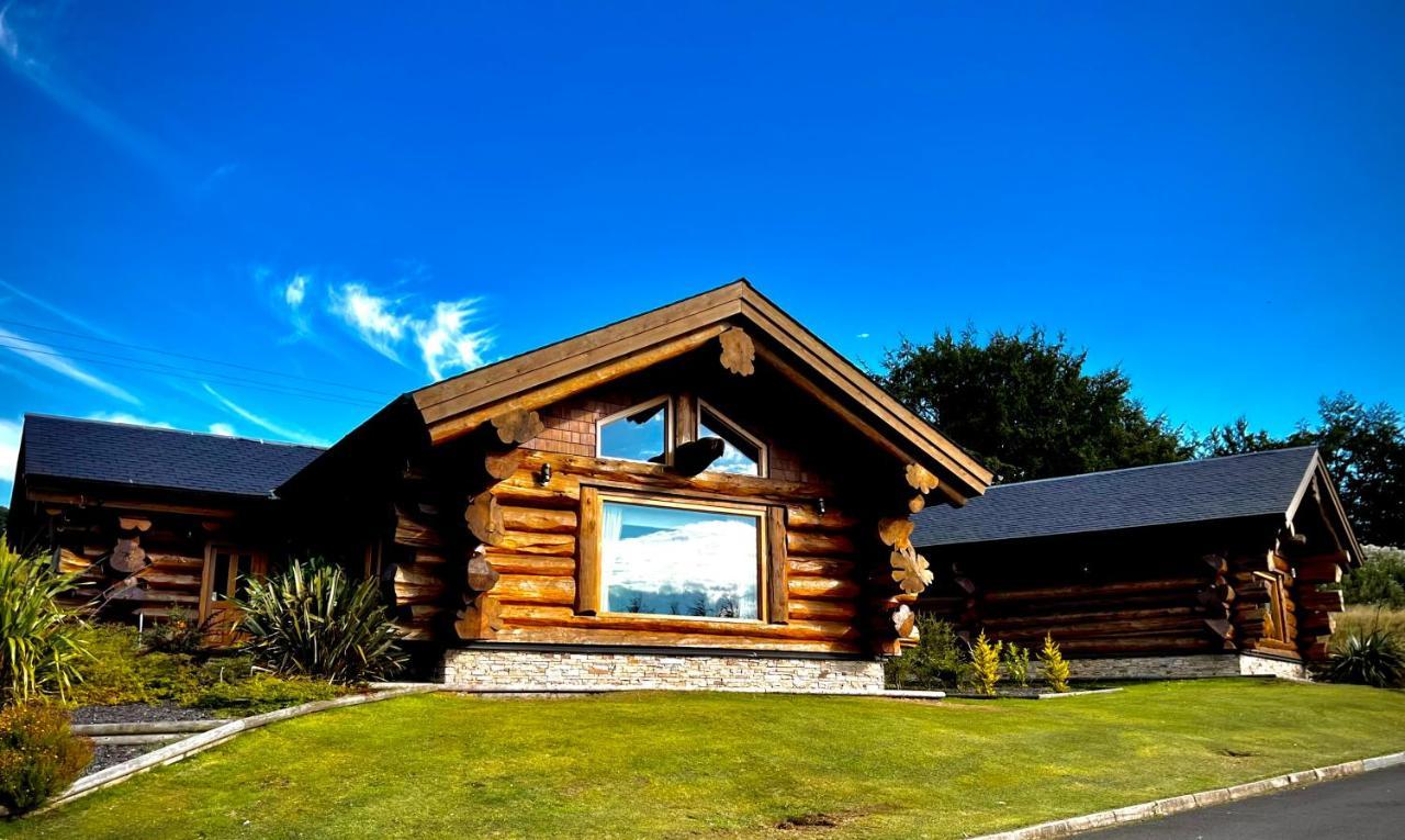 The Log Cabins At The Vu Батґейт Екстер'єр фото